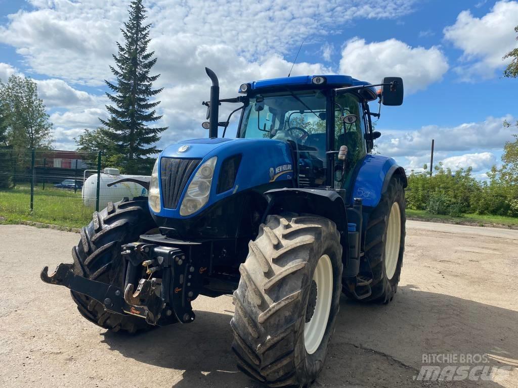 New Holland T 7.235 Traktoriai