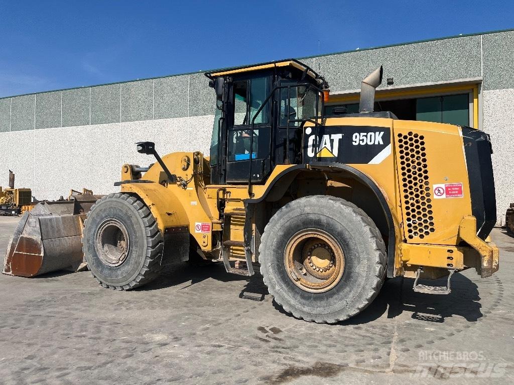 CAT 950K Naudoti ratiniai krautuvai
