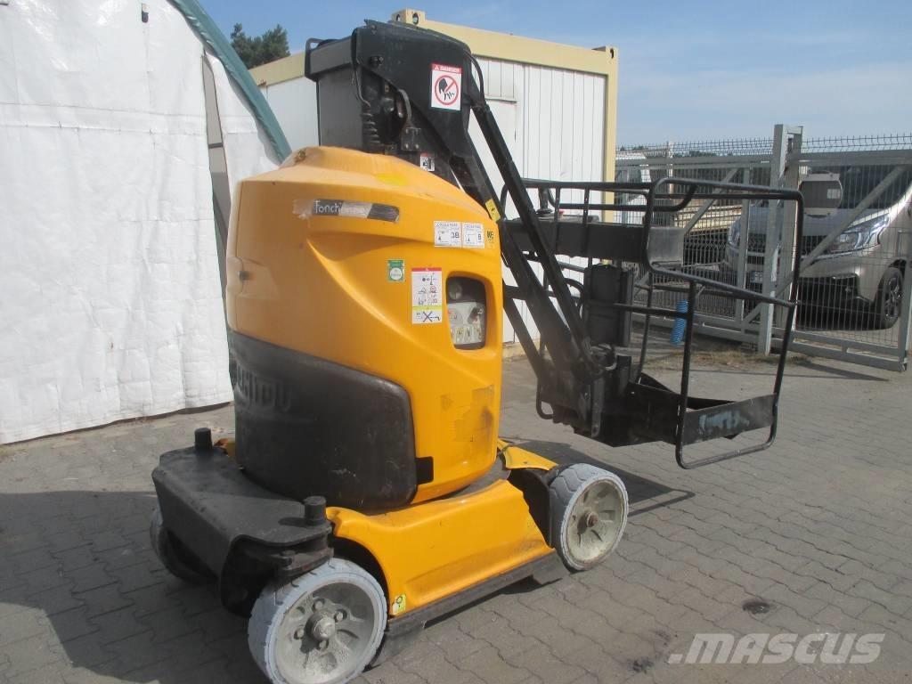 Manitou 100 VJR Vertikalūs stiebiniai keltuvai