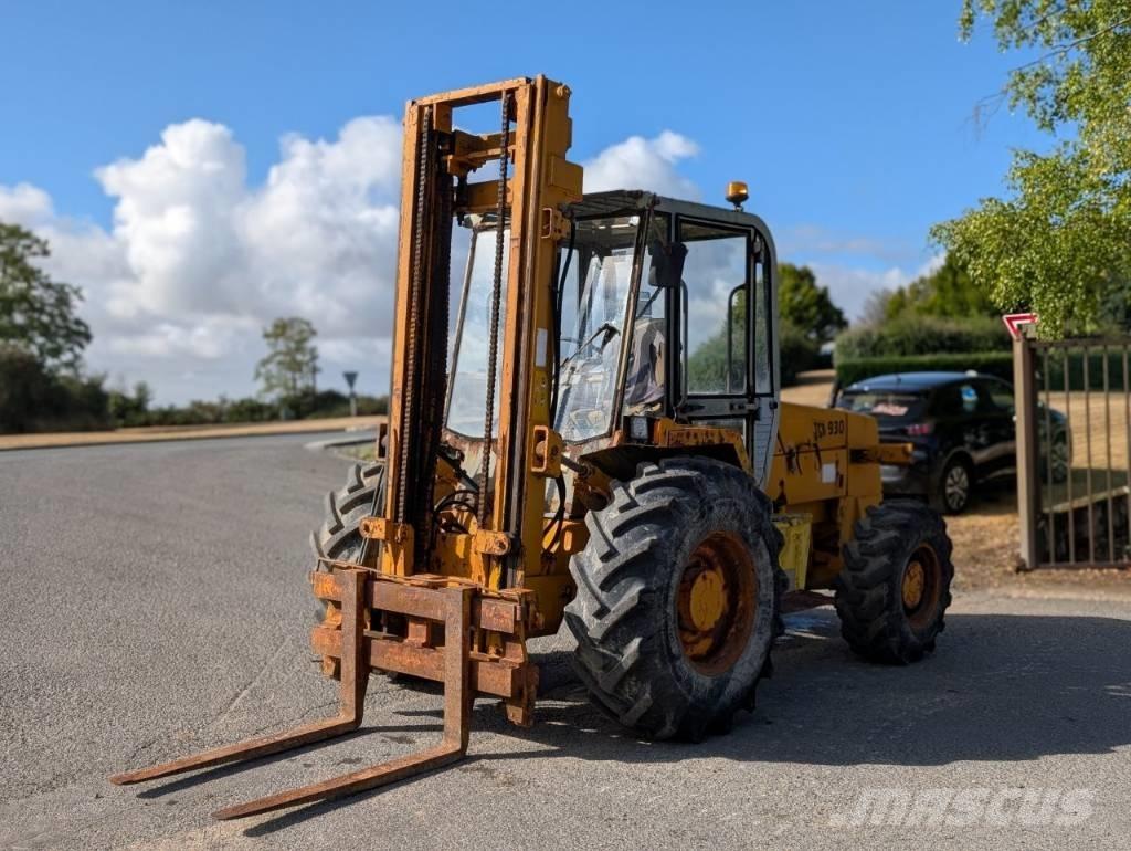 JCB 930 Visureigiai krautuvai