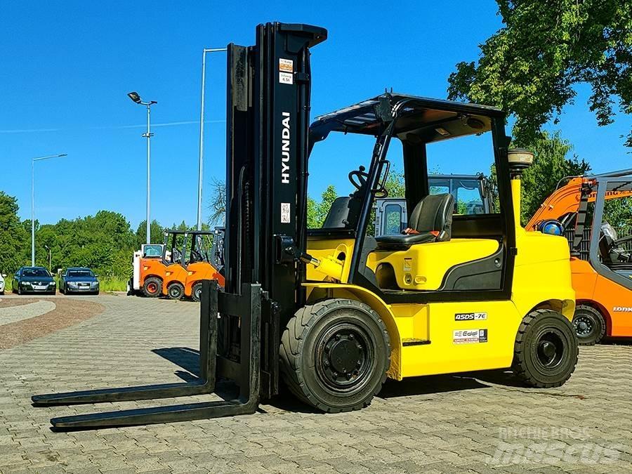 Hyundai 45DS-7E Dyzeliniai krautuvai
