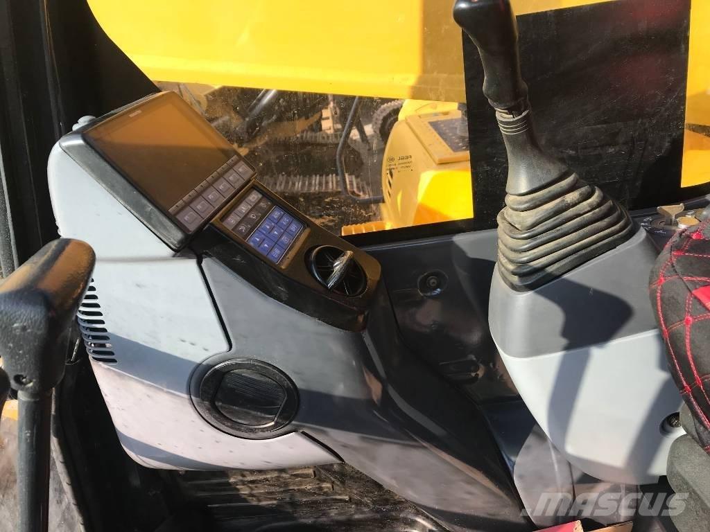 Komatsu PC 450 LC-8 Vikšriniai ekskavatoriai