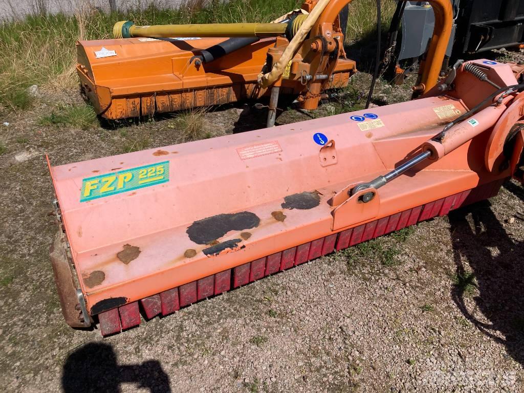 Agrimaster FZP225 Ganyklų šienapjovės / rėžtuvės