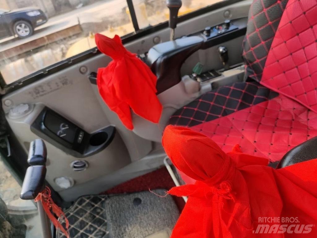 Volvo EC 60D Vidutinės galios ekskavatoriai 7-12 t