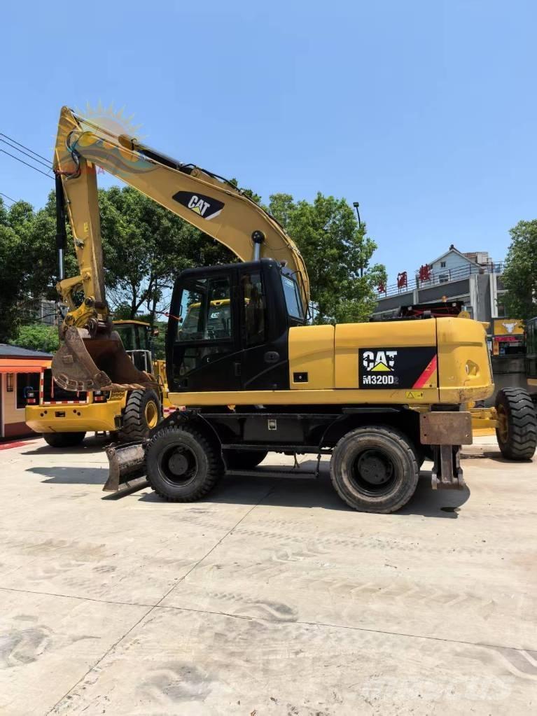 CAT M 320D2 Ratiniai ekskavatoriai