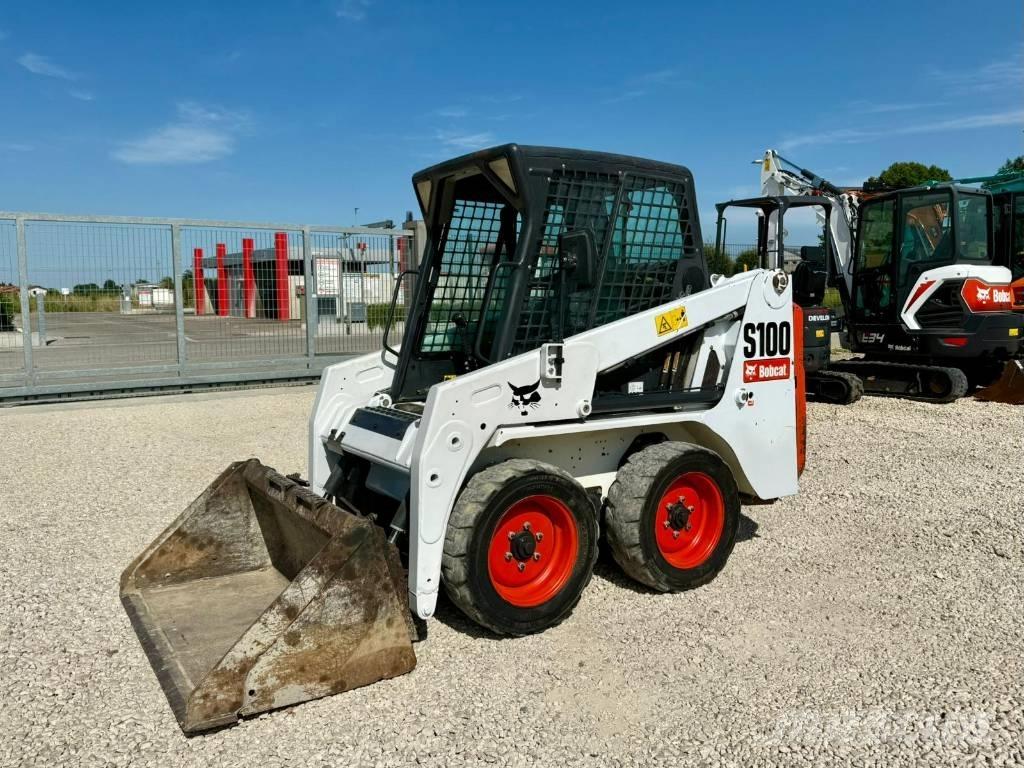 Bobcat S 100 Krautuvai su šoniniu pasukimu