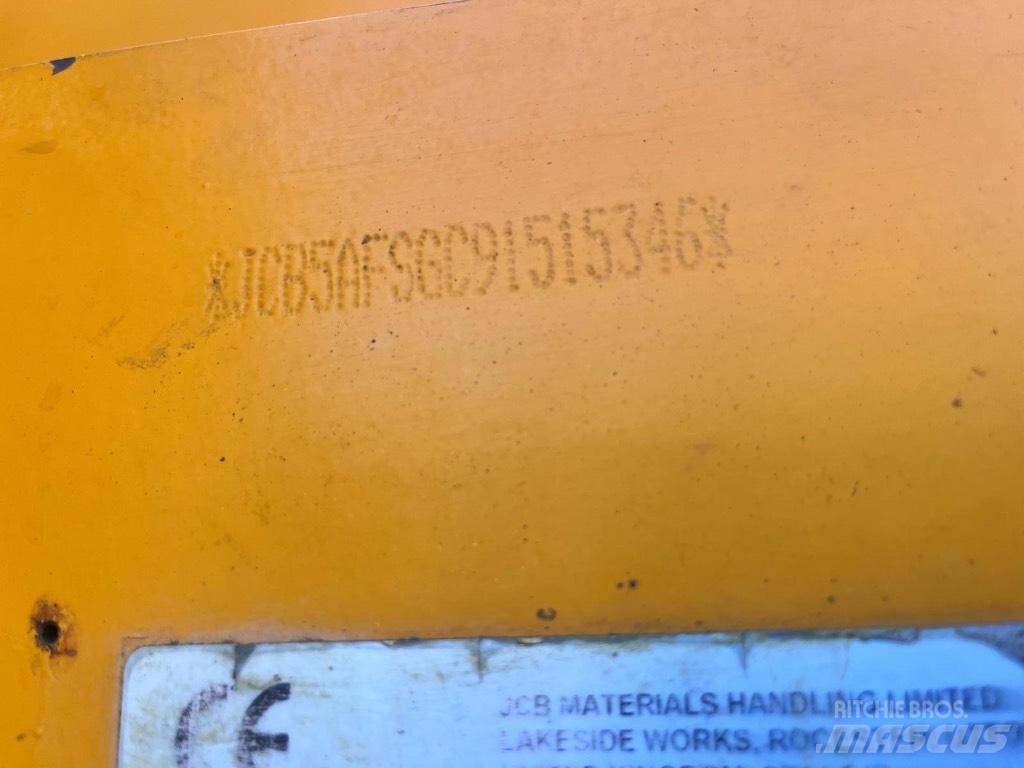 JCB 540-170 Teleskopiniai krautuvai