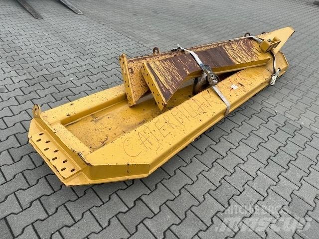 CAT 745 TAIL GATE Karjeriniai savivarčiai