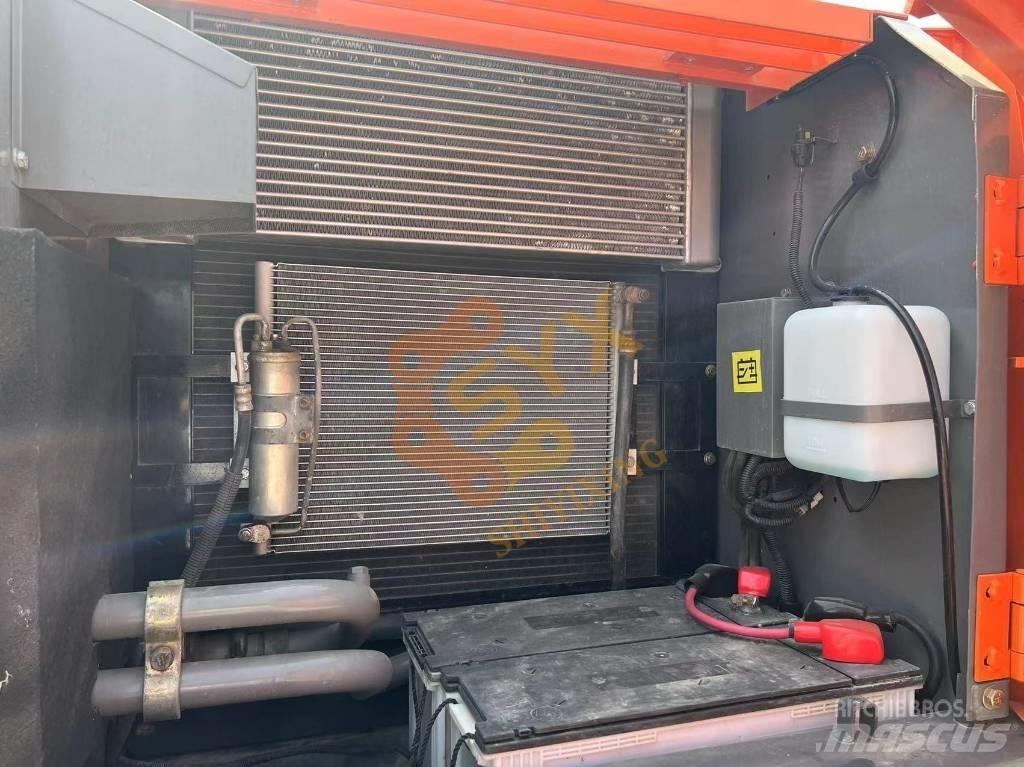 Hitachi ZX 210-3 G Vikšriniai ekskavatoriai