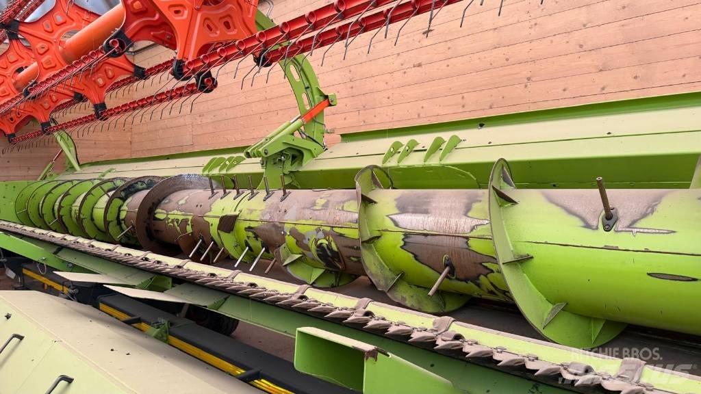 CLAAS Lexion 770 TT Derliaus nuėmimo kombainai