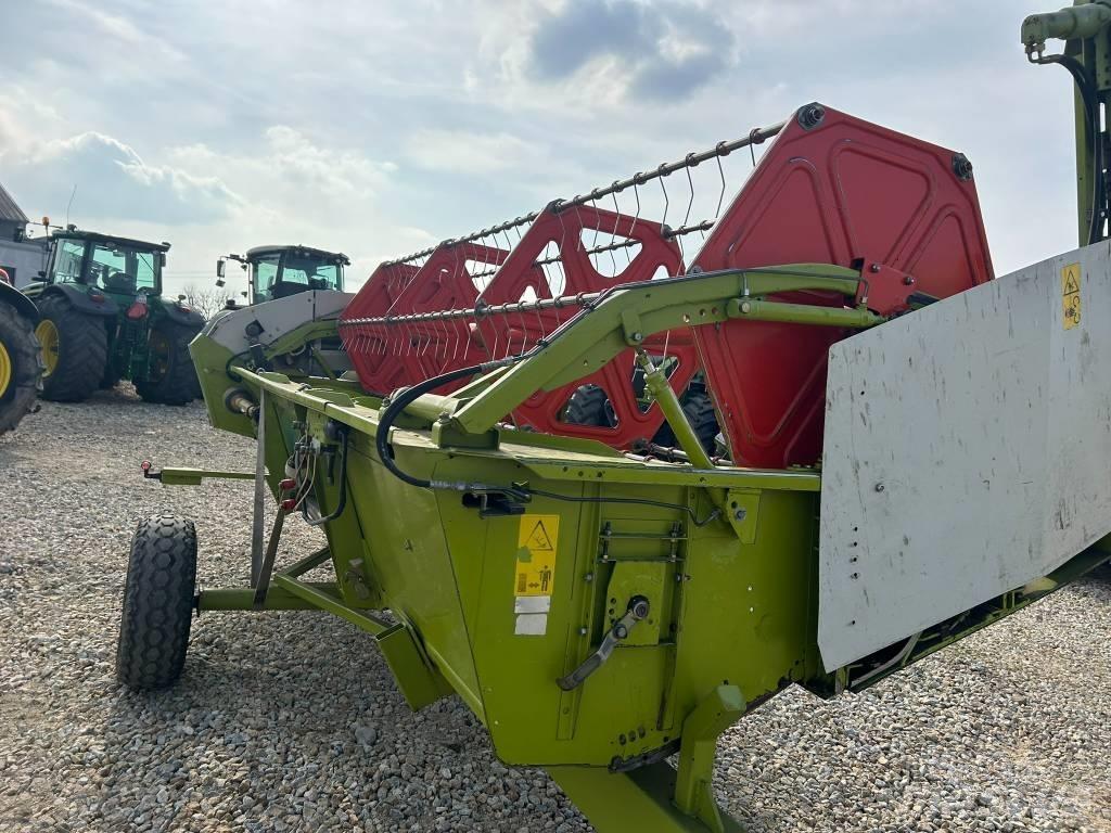 CLAAS Medion 310 Derliaus nuėmimo kombainai