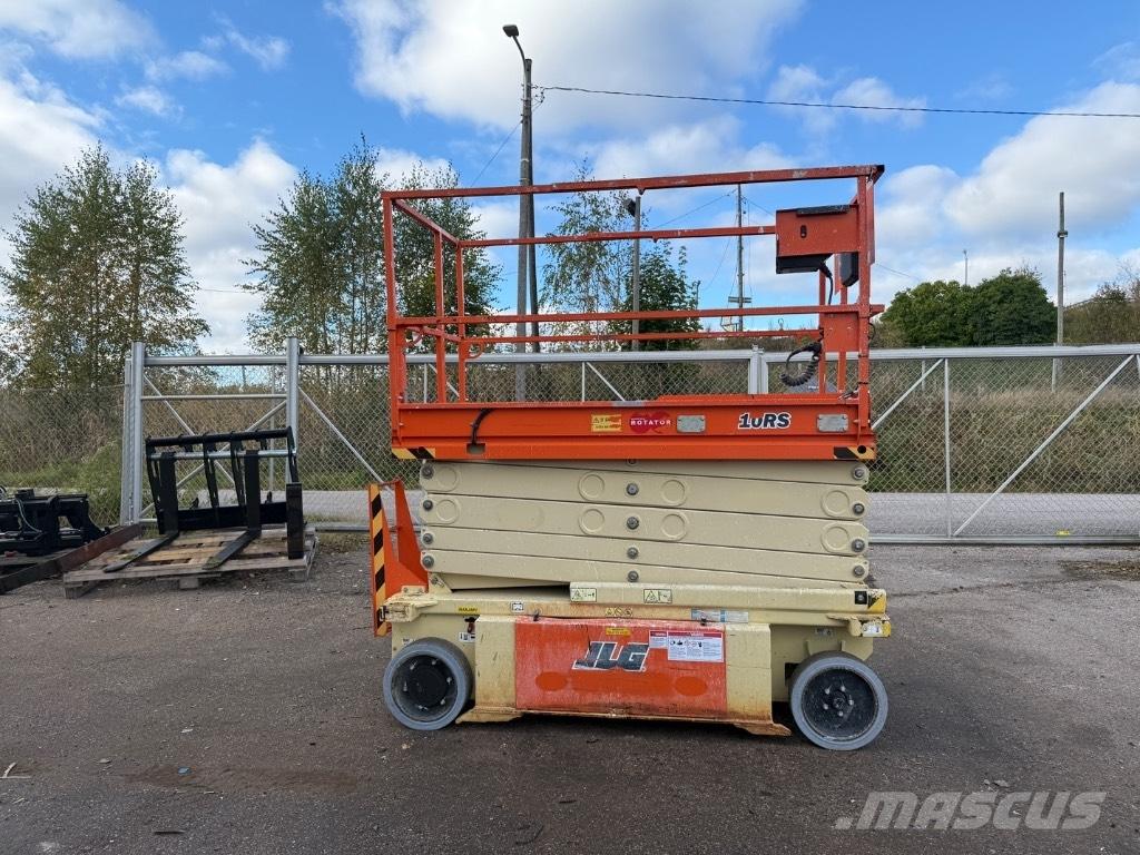 JLG 10 RS Žirkliniai keltuvai