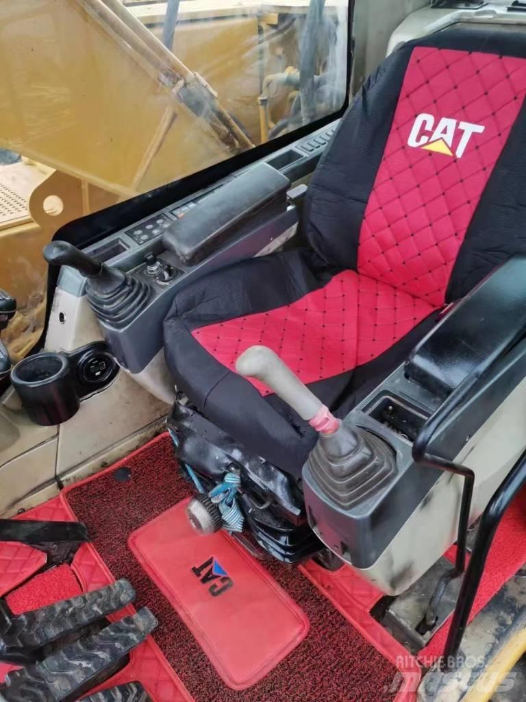 CAT 320 C Vikšriniai ekskavatoriai