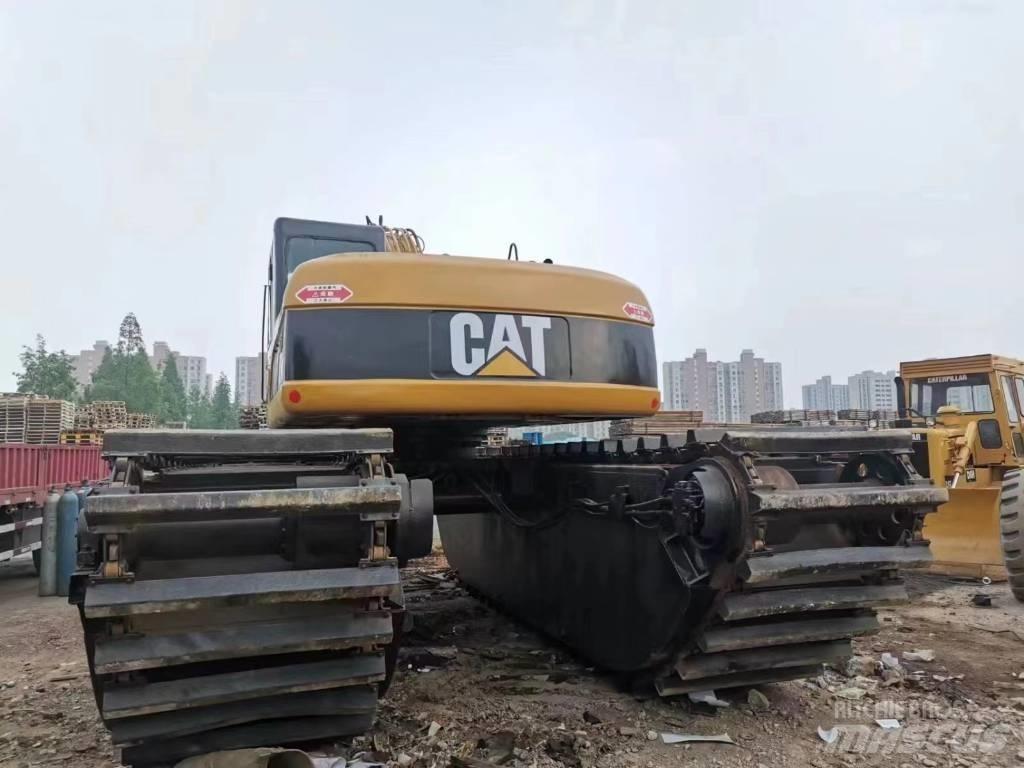 CAT 320 C Vikšriniai ekskavatoriai