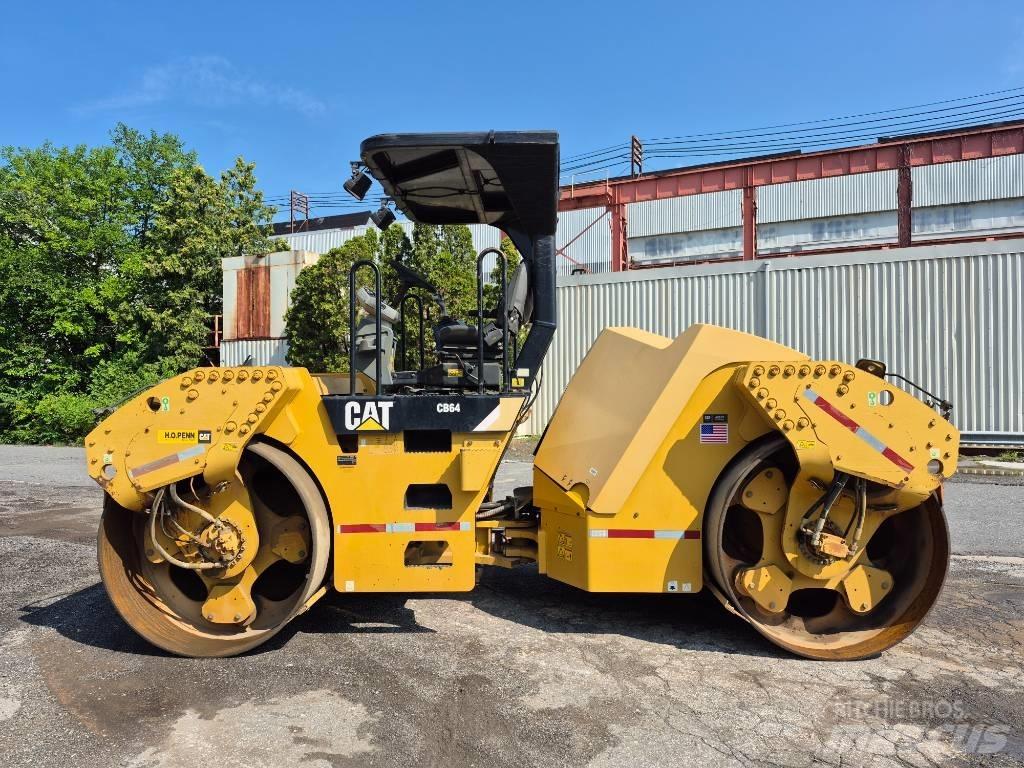 CAT CB 64 Porinių būgnų volai
