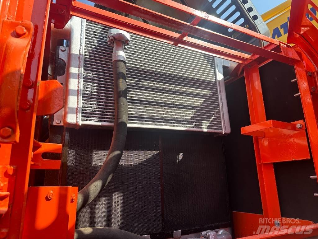 Doosan DX 300 Vikšriniai ekskavatoriai