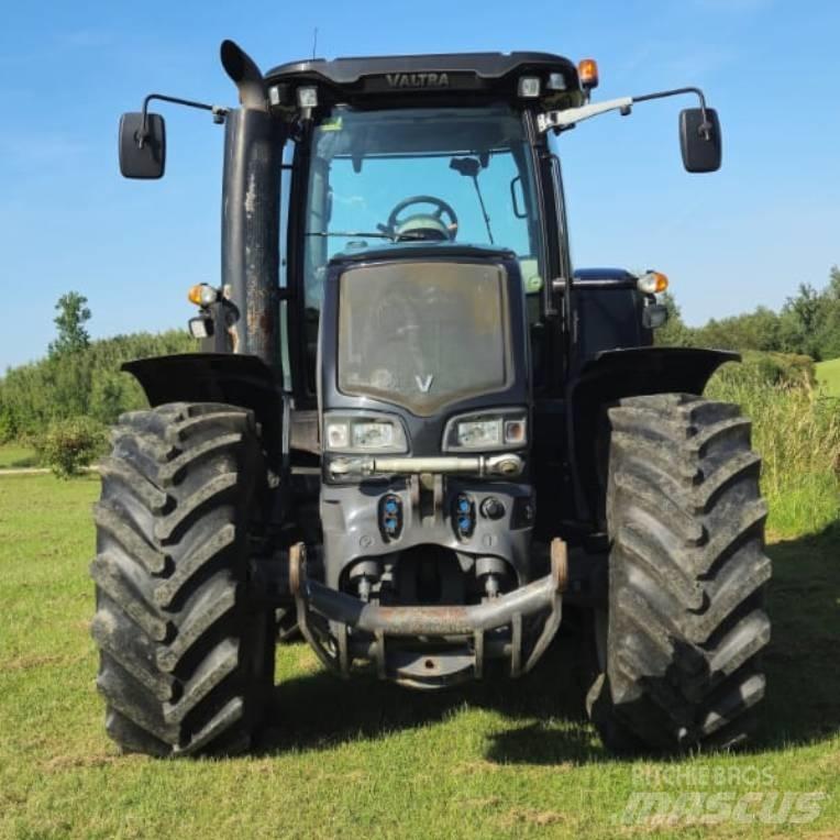 Valtra S 263 Traktoriai