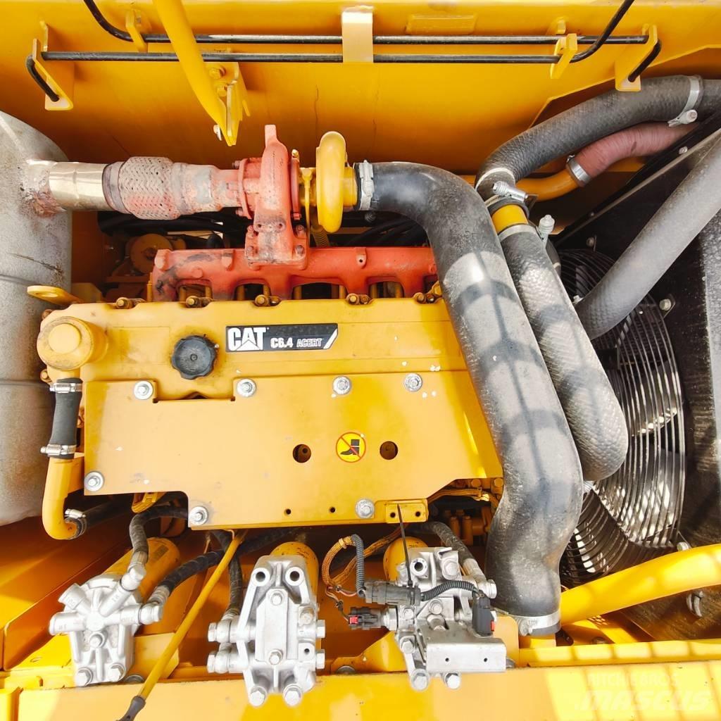 CAT 320D Vikšriniai ekskavatoriai