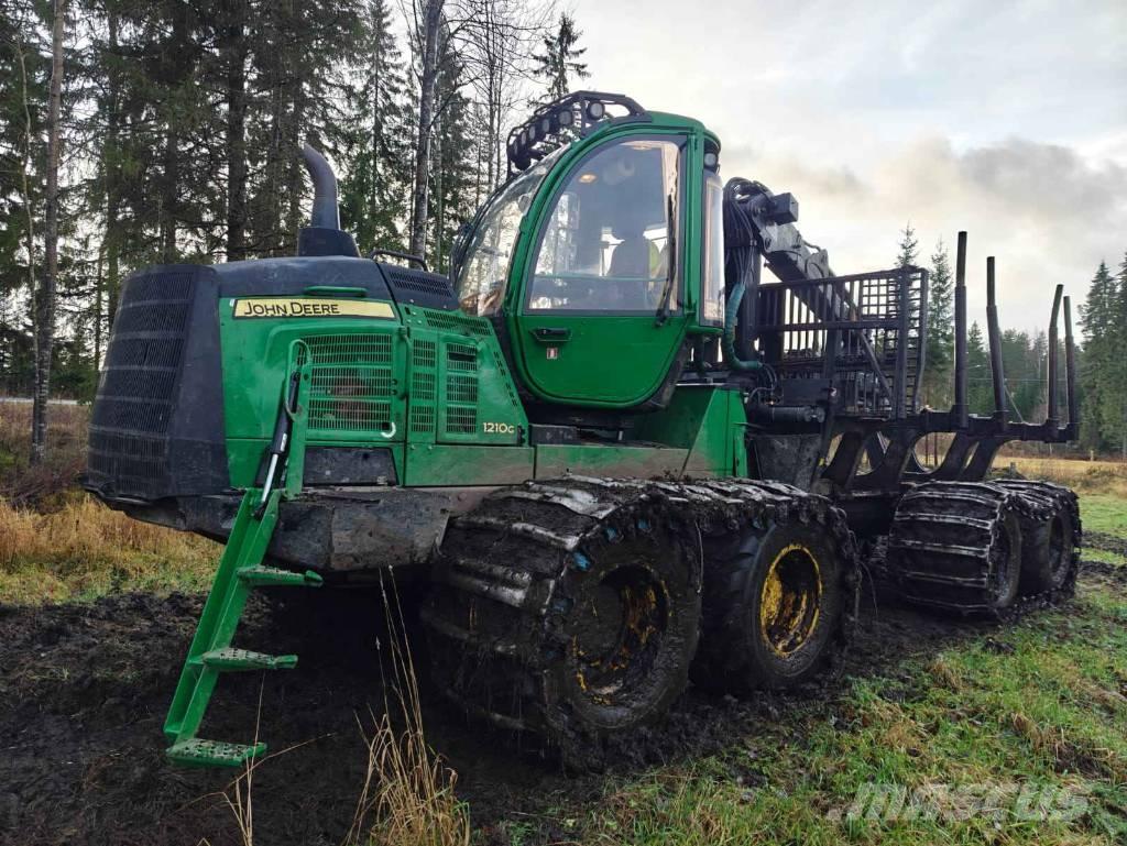 John Deere 1210 G Naudoti miškovežiai (Forvarderiai)