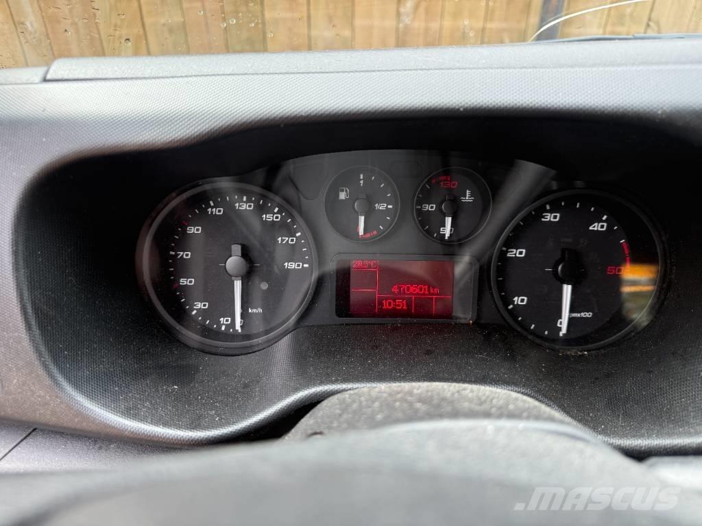 Iveco Daily Pikapai / Bortiniai sunkvežimiai