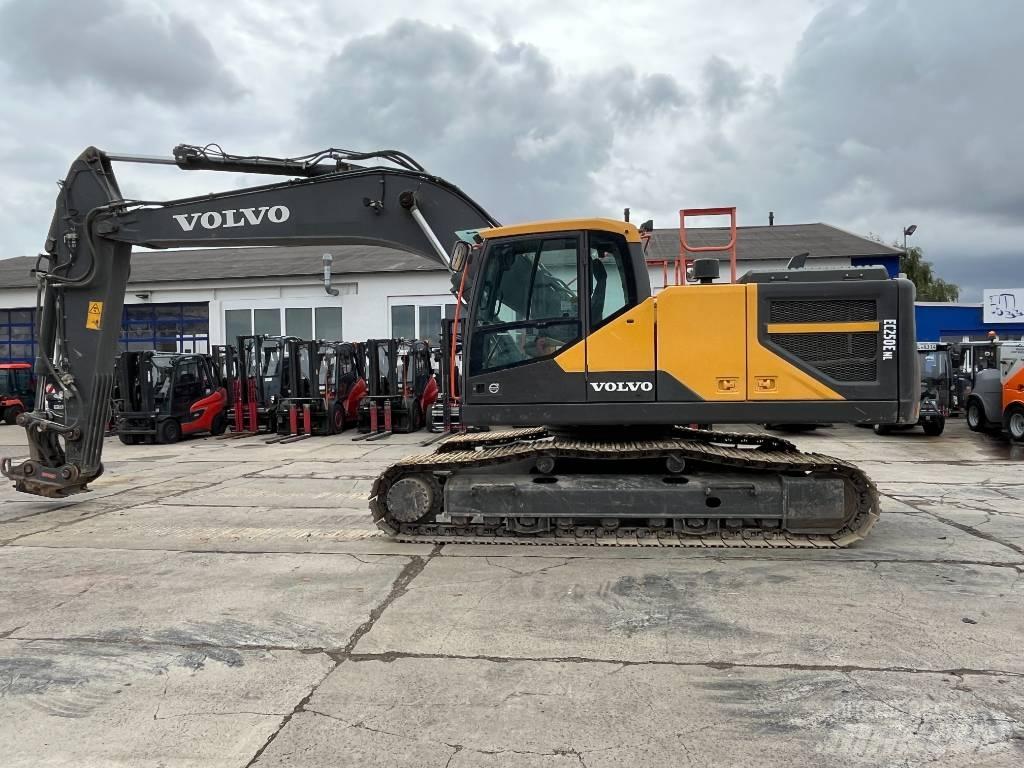 Volvo EC250ENL Vikšriniai ekskavatoriai