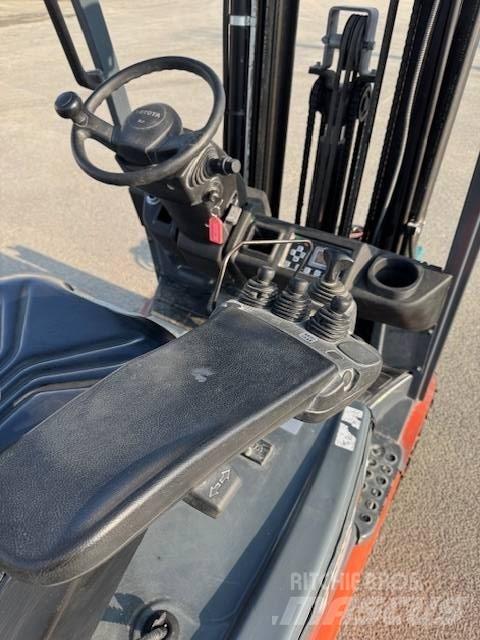Toyota 8 FBE 18 T Elektriniai šakiniai krautuvai