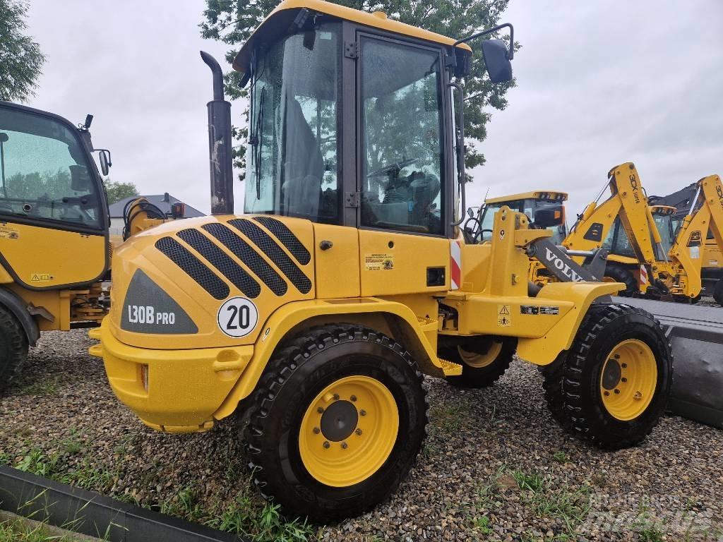 Volvo L 30 Naudoti ratiniai krautuvai