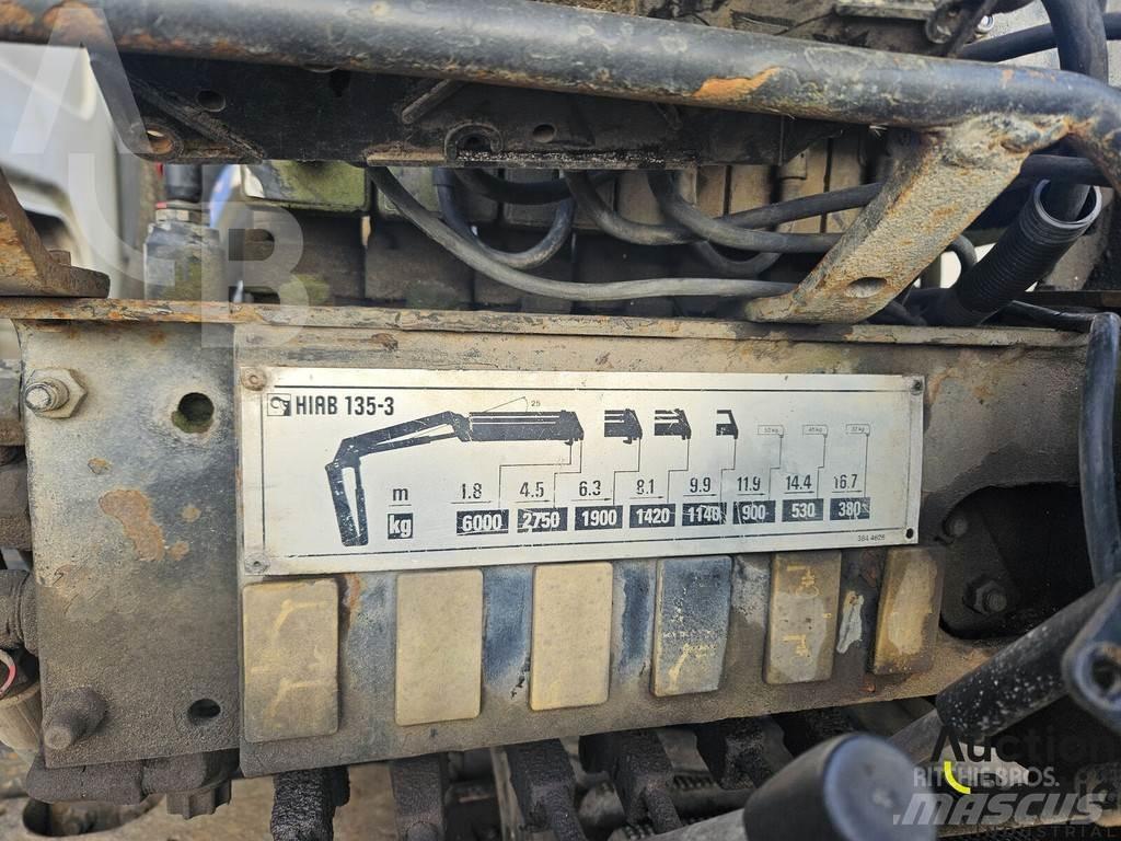 Volvo FE320 Sunkvežimiai su keliamuoju kabliu