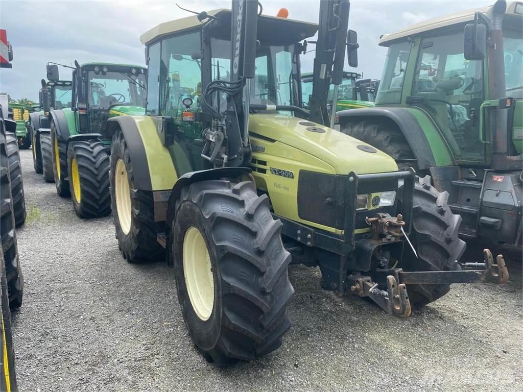 Hürlimann XT 909 Traktoriai