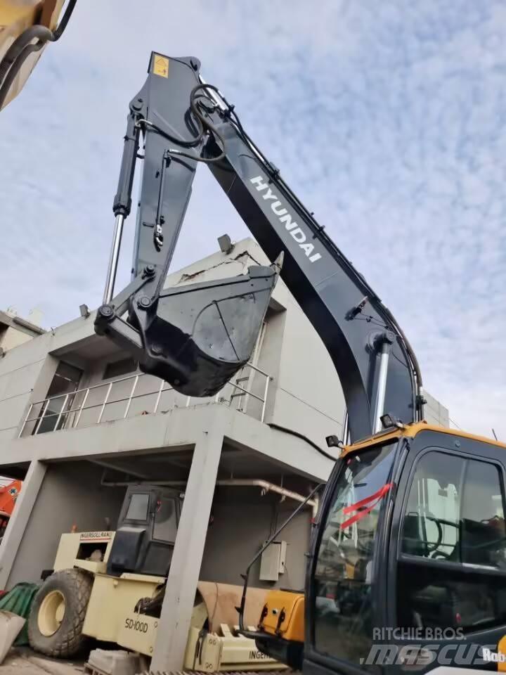 Hyundai 210w-9 Ratiniai ekskavatoriai