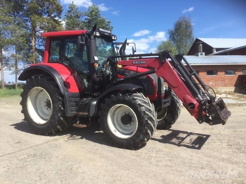 Valtra N 142 Direct Traktoriai