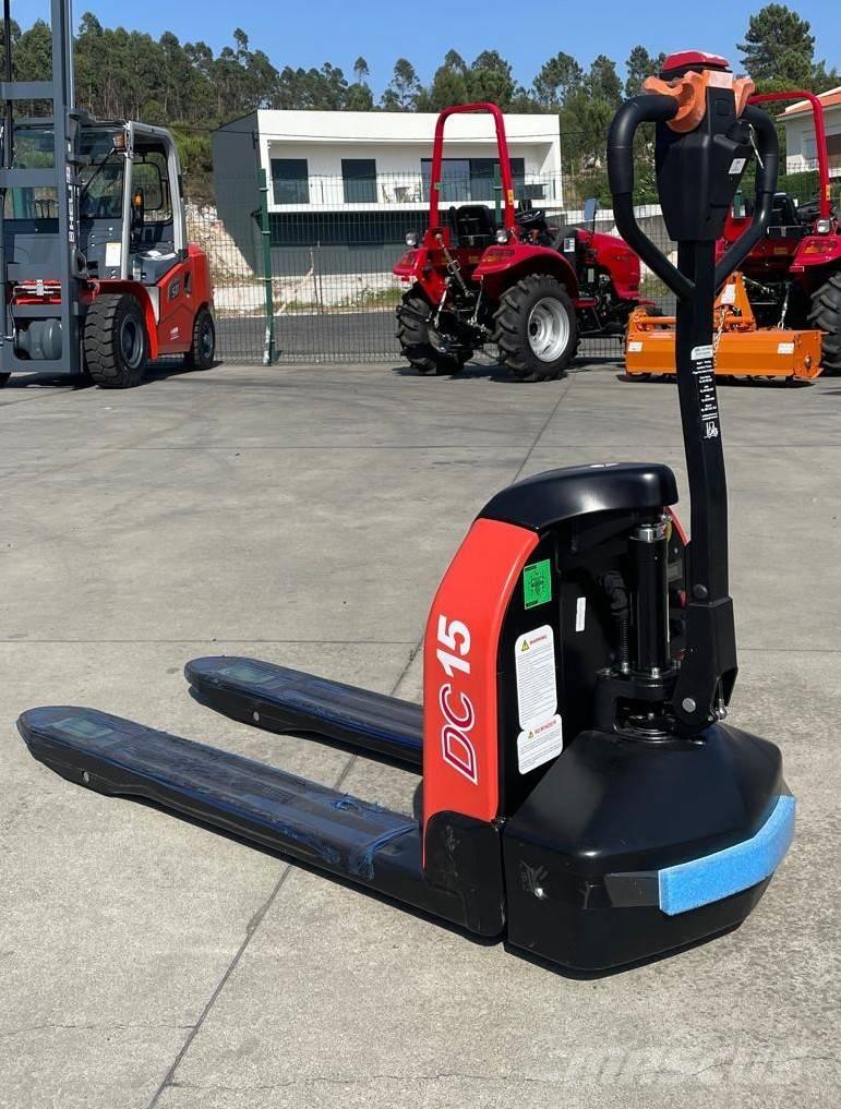 Heli CBD-15 Elektriniai šakiniai krautuvai