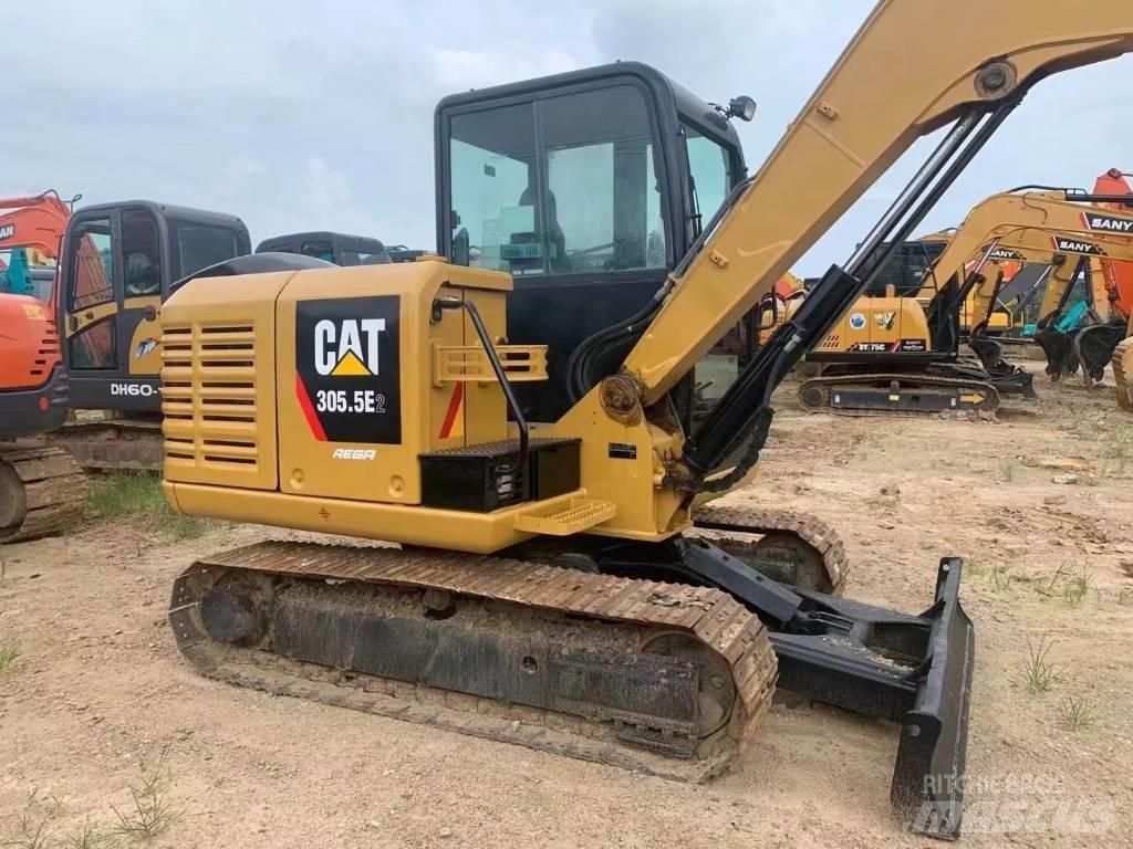 CAT  305.5 Vikšriniai ekskavatoriai