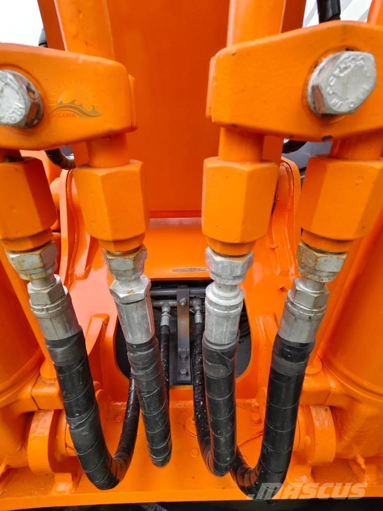 Hitachi EX 120 Vikšriniai ekskavatoriai