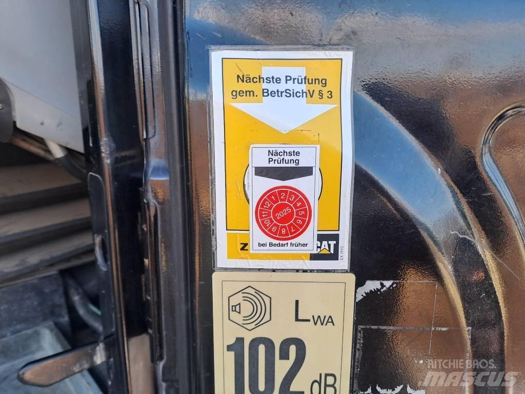 CAT M 313D Ratiniai ekskavatoriai