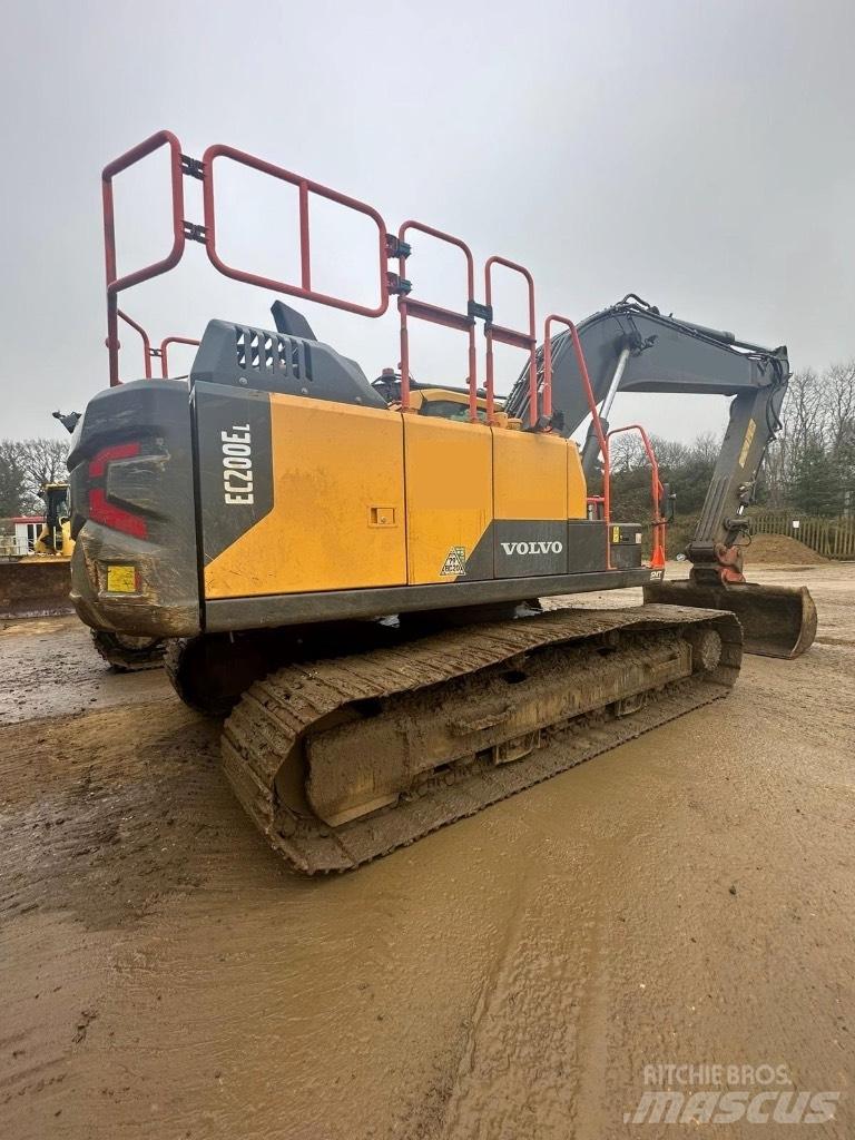 Volvo EC200EL Vikšriniai ekskavatoriai