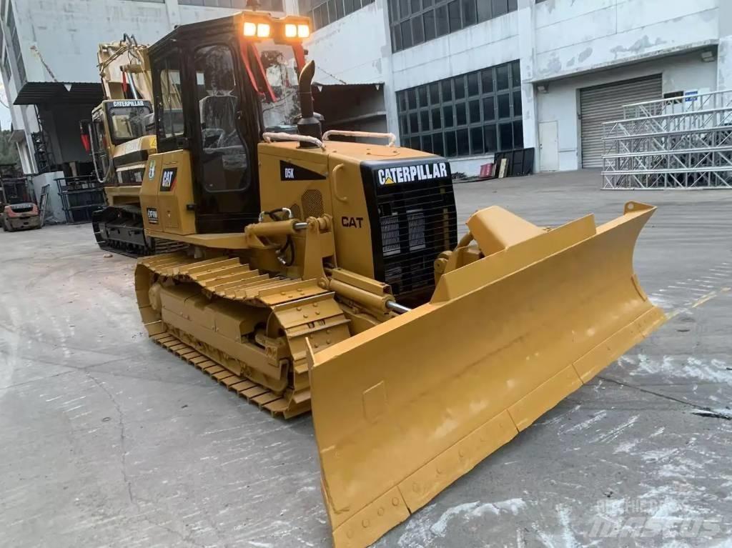CAT D 5 K Vikšriniai buldozeriai