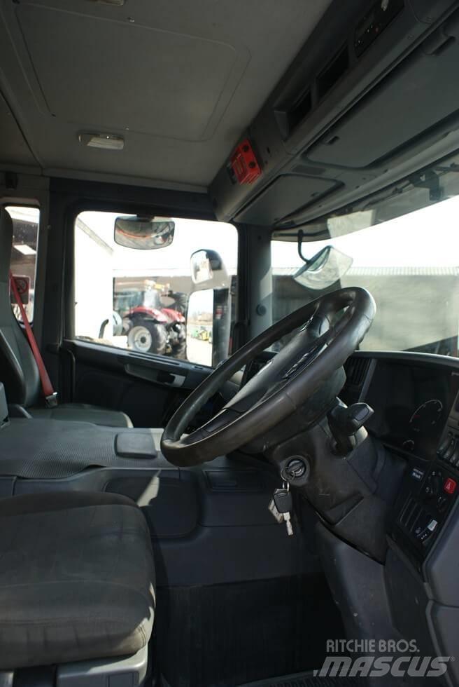 Scania P 360 CB Platforminiai/Gerviniai sunkvežimiai
