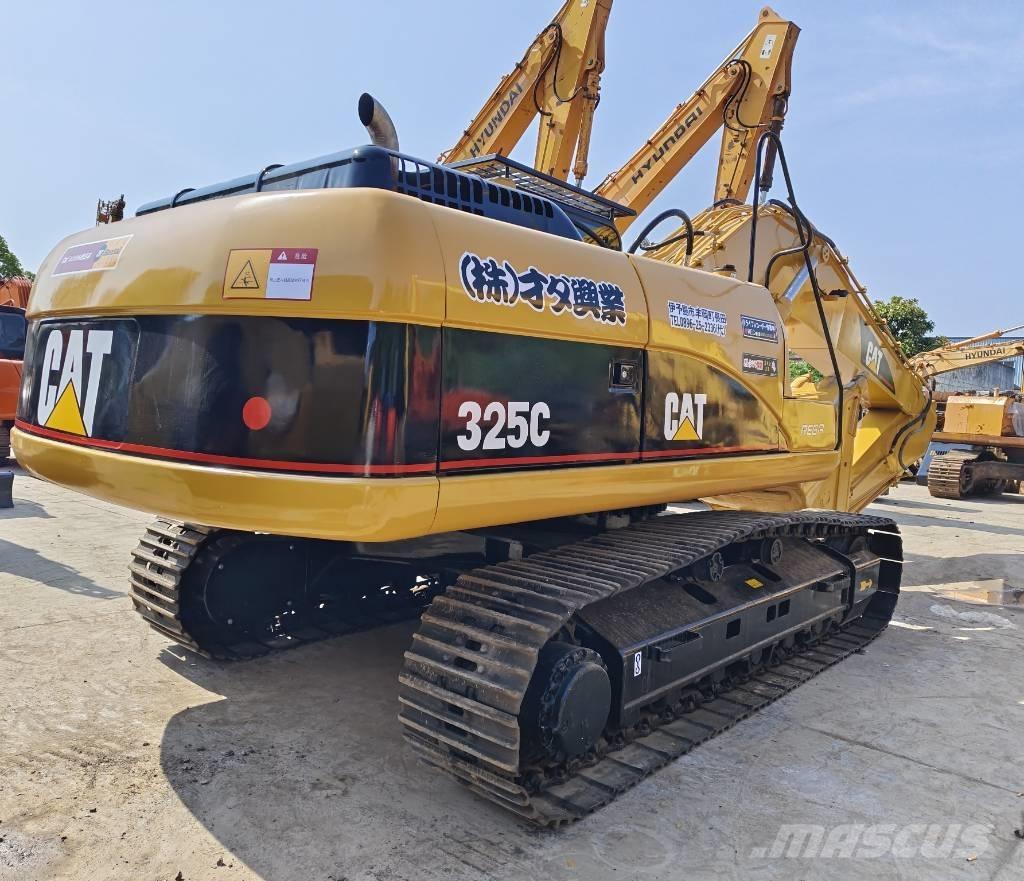 CAT 325 C Vikšriniai ekskavatoriai