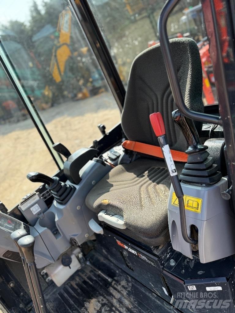 Kubota U 27-4 Mini ekskavatoriai < 7 t