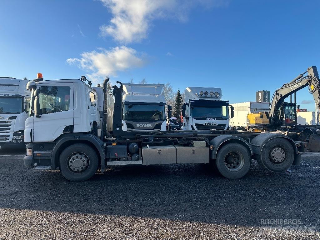 Scania P420 Sunkvežimiai su keliamuoju kabliu