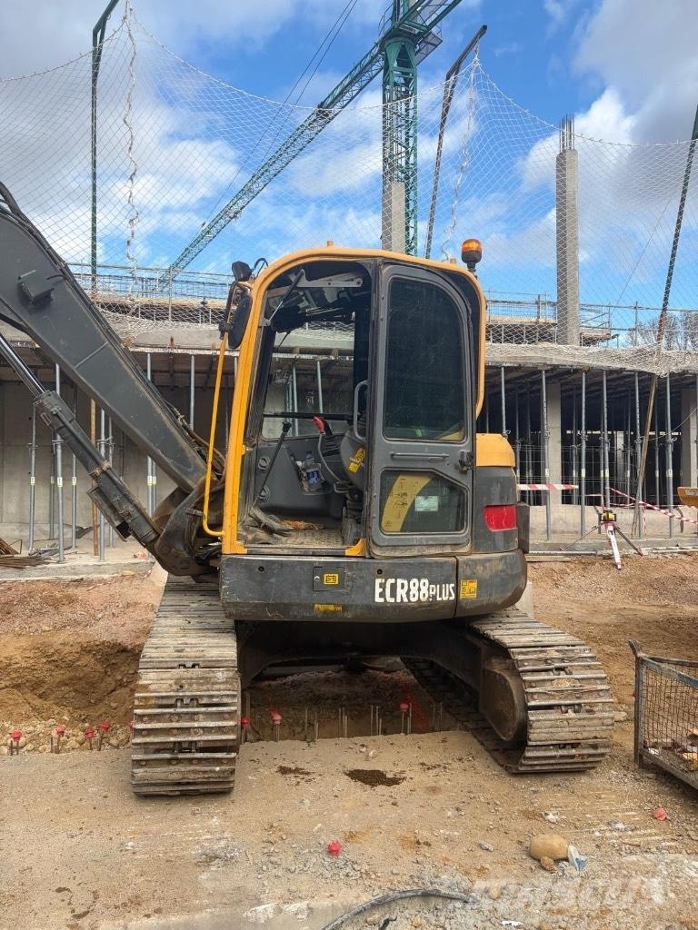 Volvo ECR 88 PLUS Vidutinės galios ekskavatoriai 7-12 t