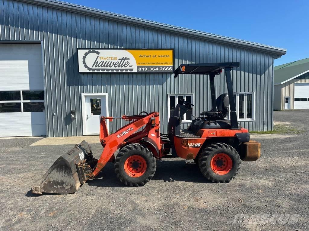 Kubota R 420 S Naudoti ratiniai krautuvai