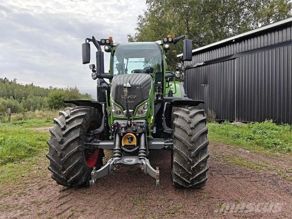Fendt 718 Gen6 Traktoriai