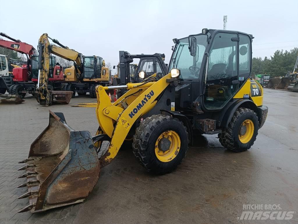 Komatsu WA70-7 Naudoti ratiniai krautuvai
