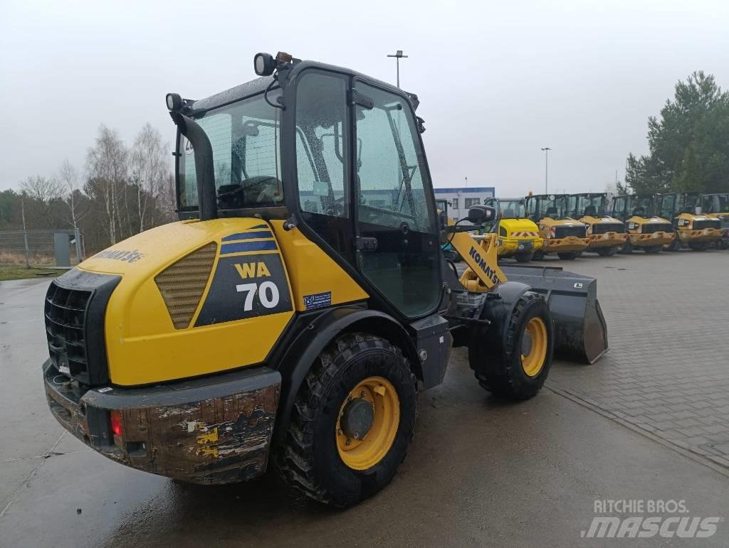 Komatsu WA70-7 Naudoti ratiniai krautuvai