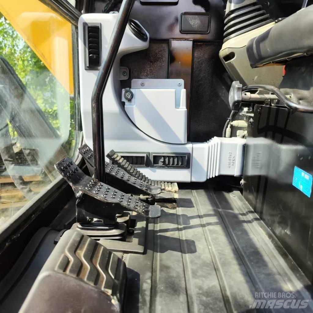 CAT 306 Vikšriniai ekskavatoriai