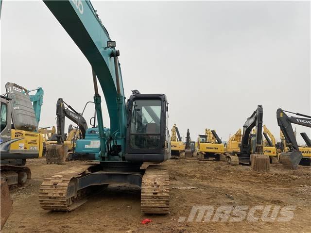 Kobelco SK 200 Vikšriniai ekskavatoriai