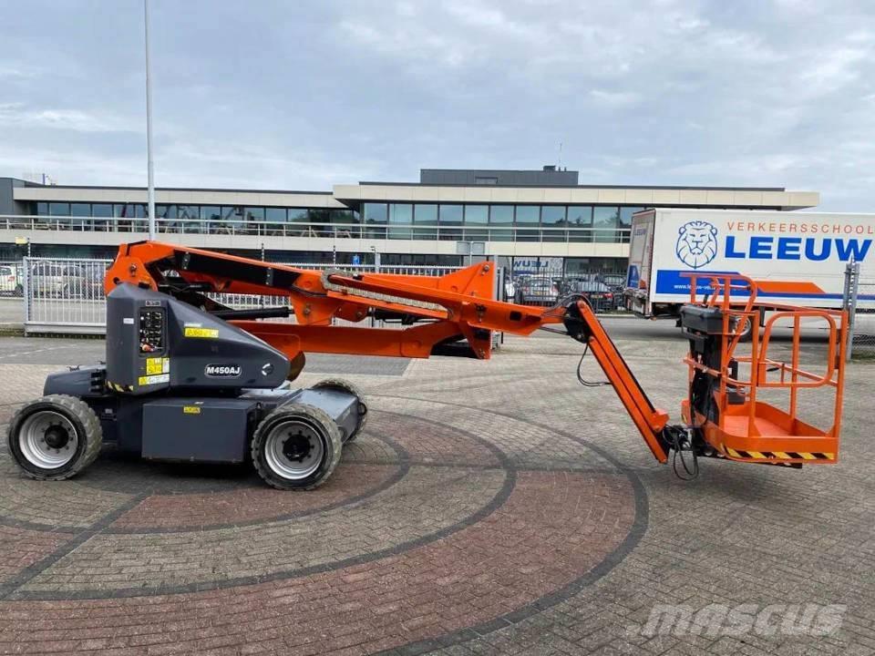 JLG M 450 AJ Alkūniniai keltuvai
