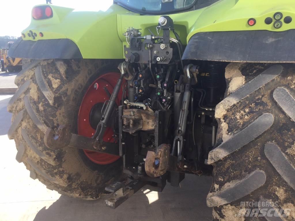 CLAAS ARION 620 Traktoriai